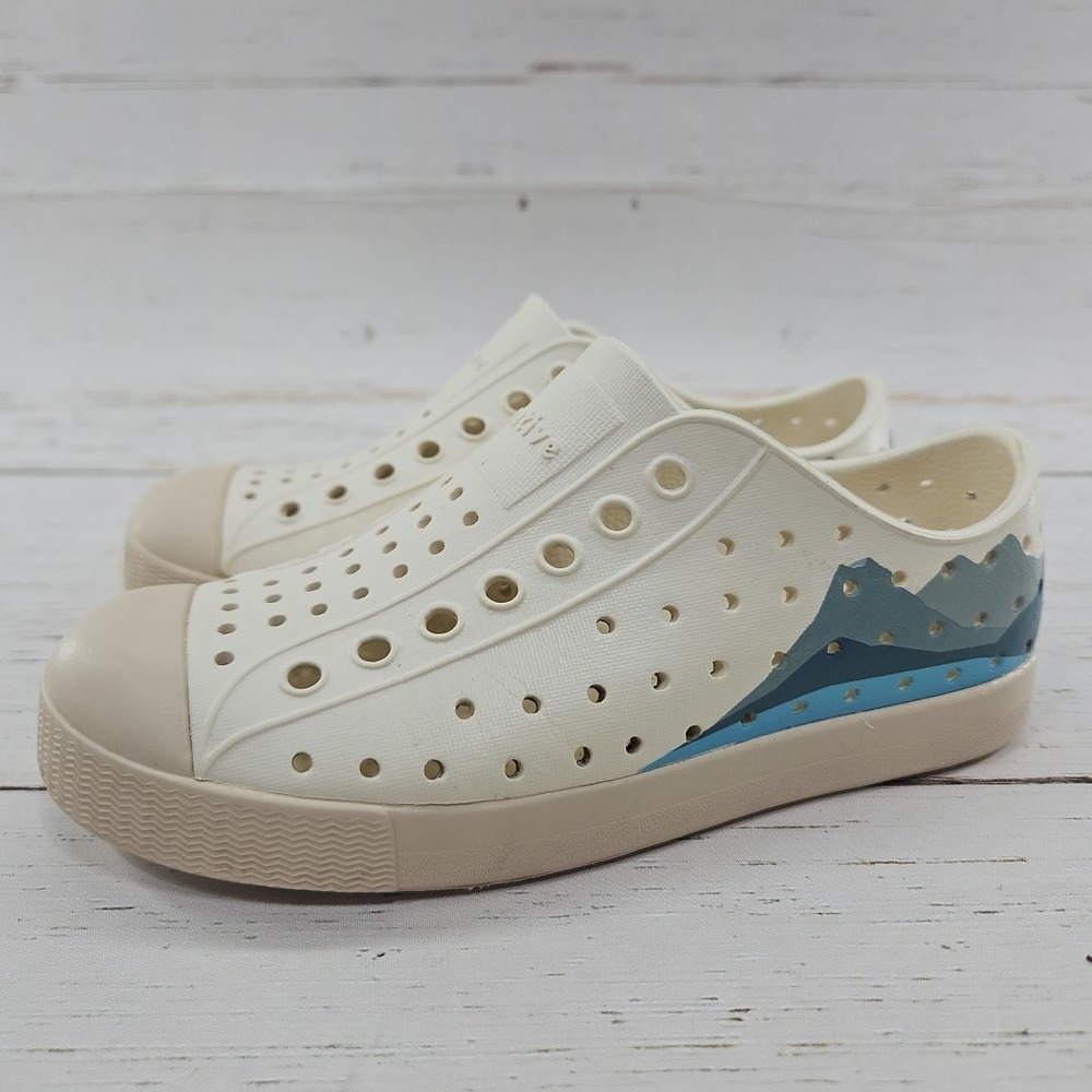 Native Jefferson Mountain Kids C12 Bone Tan Beige Slip On‎ Waterproof Sneakers